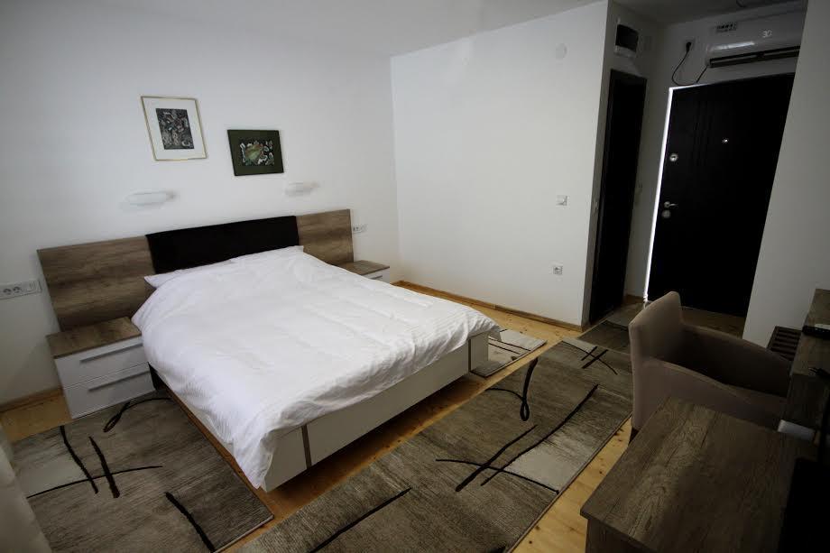 Konak Nestor Bungalows Skopje Ngoại thất bức ảnh